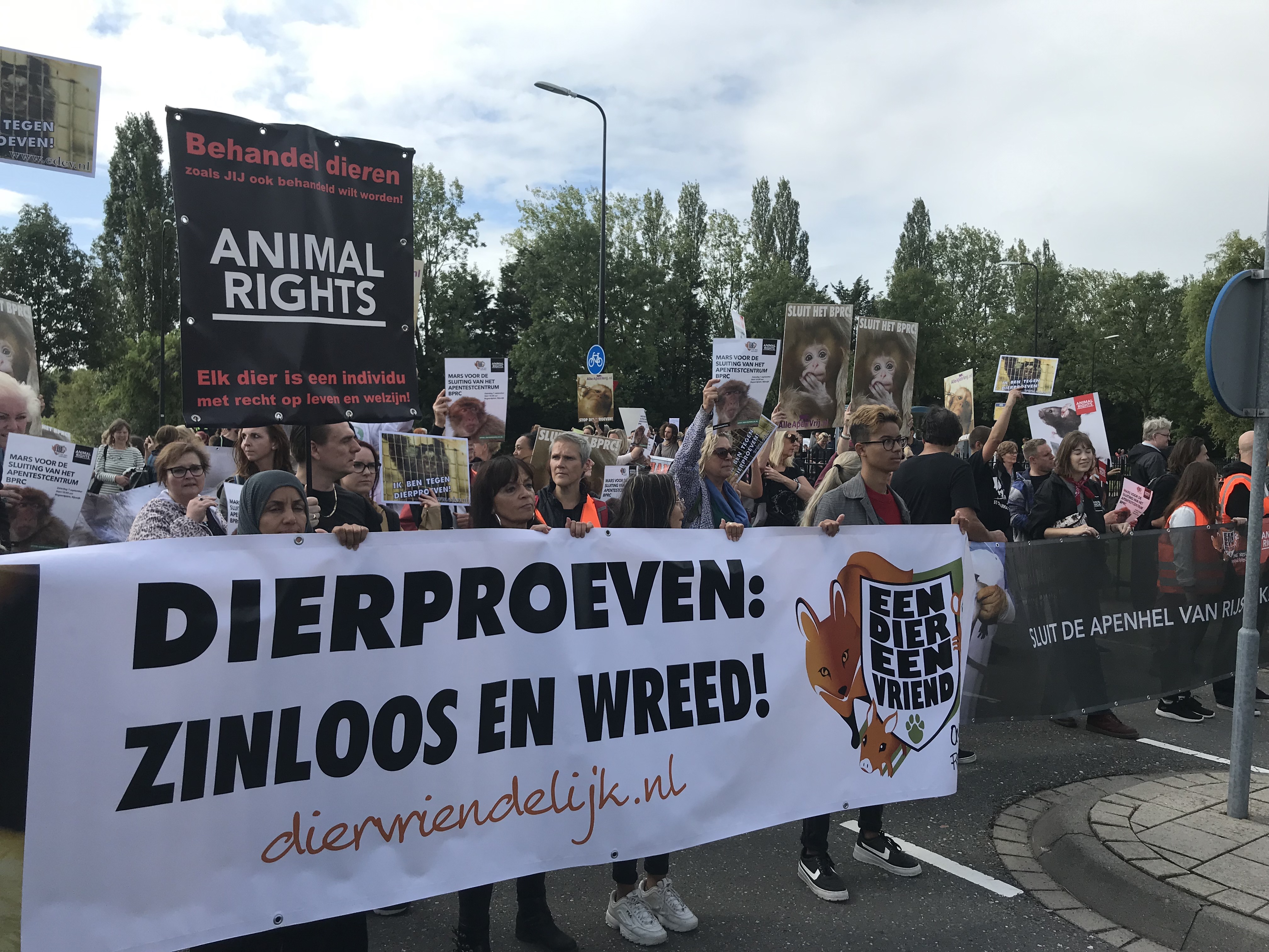 Demonstratie Apencentrum Animalrights Nederland