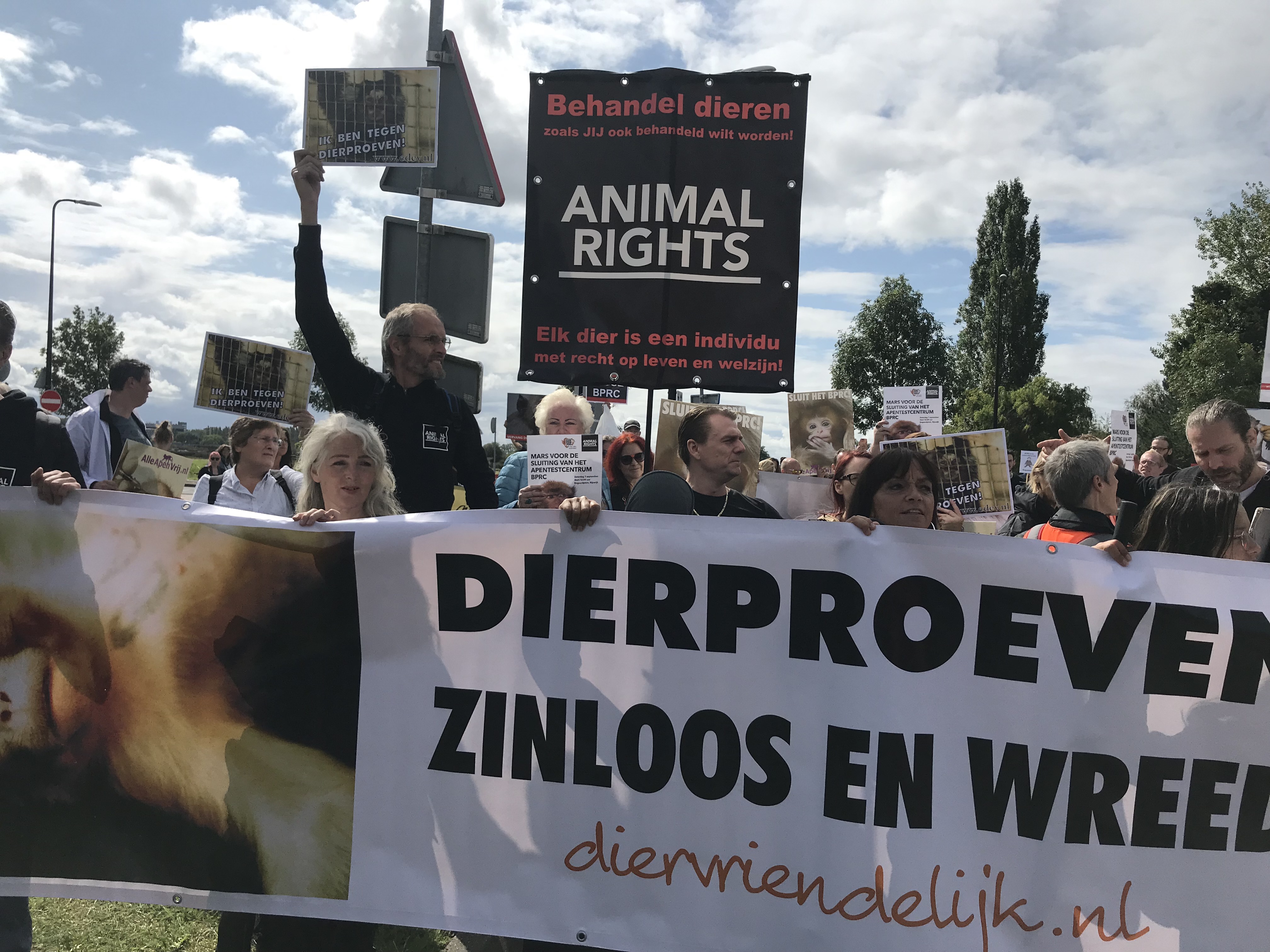Demonstratie Apencentrum Animalrights Nederland