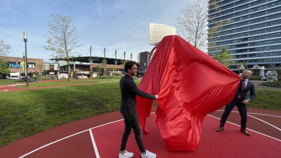 [VIDEO] Vernieuwde Bogaardplein officieel geopend