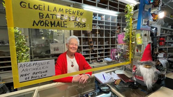 [VIDEO] Mevrouw van den Belt stopt na 58 jaar met haar winkel in Oud Rijswijk