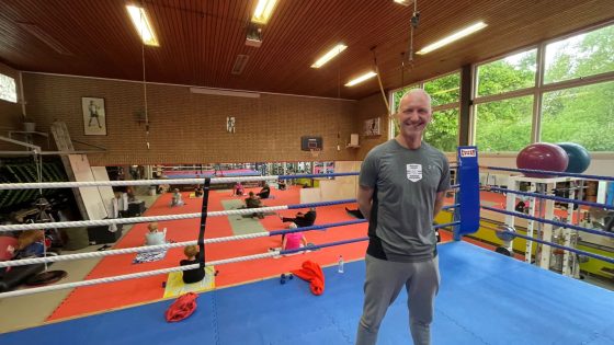 [VIDEO] Sportcentrum Nicolaas organiseert bokslessen voor mensen met Parkinson
