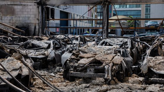 [VIDEO] 11 bedrijven verwoest door zeer grote brand van Gijnstraat Rijswijk