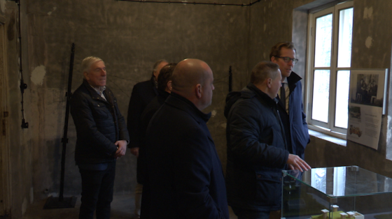 [VIDEO] Staatssecretaris van Defensie bezoekt Bunkercomplex Overvoorde