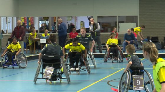 [VIDEO] Rolstoelhockeytoernooi in sporthal de Schilp