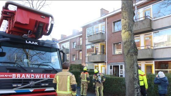 Brandweer naar Paulus Potterlaan in Rijswijk na woningbrand