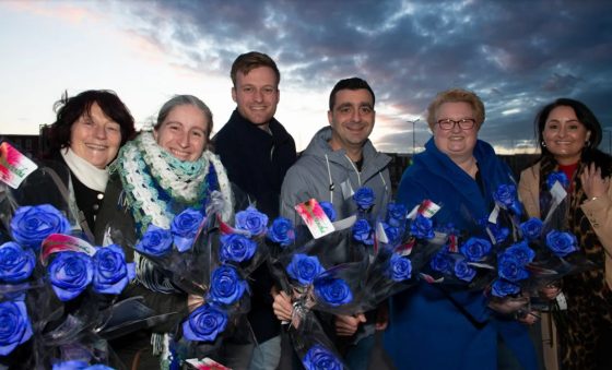 De Wij. Cupido-expres bezorgt blauwe roos aan huis voor Valentijnsdag