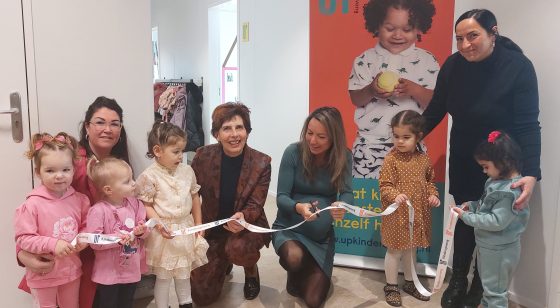 [VIDEO] Wethouder opent nieuwe peuterspeelschool in RijswijkBuiten