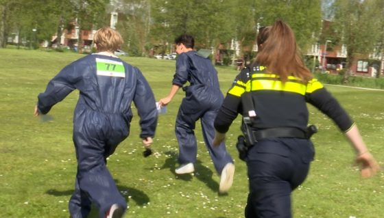 [VIDEO] Politie doet klopjacht tijdens The Hunt in Pijnacker